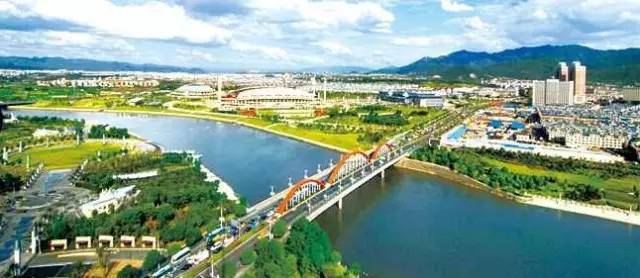 東方龍商務與浙江金義都市新區簽訂委托招商引資合作協議 東方龍商務與浙江金義都市新區簽訂委托招商引資合作協議