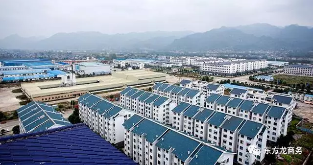 東方龍商務(wù)與張家界經(jīng)濟(jì)開發(fā)區(qū)達(dá)成委托招商引資合作,助力打造生態(tài)工業(yè)新城 東方龍商務(wù)與張家界經(jīng)濟(jì)開發(fā)區(qū)達(dá)成委托招商引資合作,助力打造生態(tài)工業(yè)新城