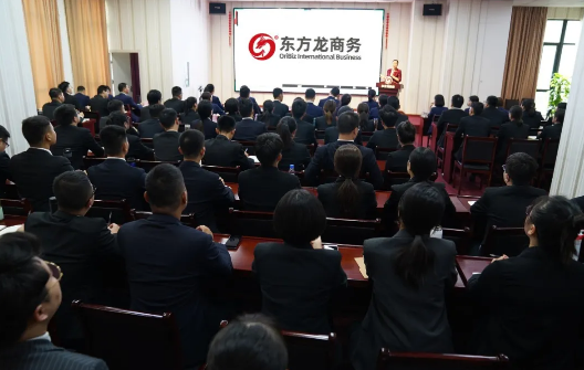 確立工作兩重點(diǎn),落實(shí)責(zé)任抓成效,力促九月份對(duì)接投資選址項(xiàng)目穩(wěn)超100個(gè) 確立工作兩重點(diǎn),落實(shí)責(zé)任抓成效,力促九月份對(duì)接投資選址項(xiàng)目穩(wěn)超100個(gè)