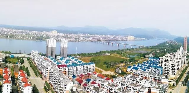 東方龍商務(wù)與江西省萬(wàn)安縣達(dá)成委托招商引資合作,助力加快轉(zhuǎn)型步伐,增強(qiáng)發(fā)展后勁 東方龍商務(wù)與江西省萬(wàn)安縣達(dá)成委托招商引資合作,助力加快轉(zhuǎn)型步伐,增強(qiáng)發(fā)展后勁