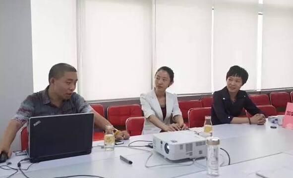 東方龍商務舉行外資現代科技農業旅游基地投資選址項目的政府對接會 東方龍商務舉行外資現代科技農業旅游基地投資選址項目的政府對接會