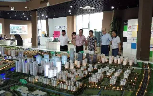 東方龍商務陪同寧波甬嘉恒業集團實地考察全球性跨境電商投資選址項目,推動雙方項目合作 東方龍商務陪同寧波甬嘉恒業集團實地考察全球性跨境電商投資選址項目,推動雙方項目合作