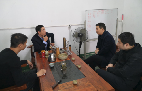 陪同政府園區赴汽車零配件搬遷擴建投資選址項目方對接考察，推進汽車產業整合發展