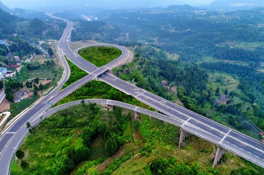 全力助推四川巴中恩陽(yáng)區(qū)委托招商引資，合力打造產(chǎn)業(yè)新城