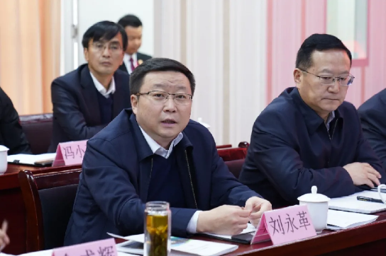 甘肅省人大常委會副主任、甘南藏族自治州委書記俞成輝一行蒞臨東方龍商務集團，打造委托招商引資全國新標桿
