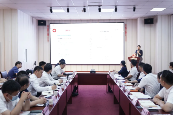 5區(qū)1市1縣組團(tuán)招商引資！遼陽(yáng)市市長(zhǎng)王一兵一行蒞臨考察東方龍商務(wù)集團(tuán)