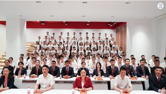  三地齊亮相，拼干勁，創(chuàng)戰(zhàn)績(jī)！集團(tuán)成功舉行9月份委托招商引資經(jīng)營(yíng)服務(wù)分析暨“大干100天”動(dòng)員誓師大會(huì)