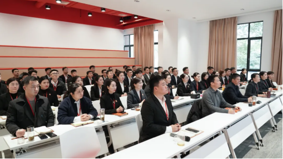 繆力同心，向年度目標任務發起“總攻”！12月中旬，集團成功通過44個優質投資選址項目