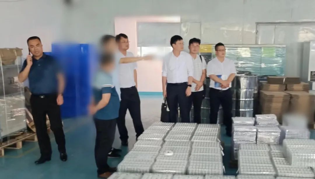 5月24日，集團(tuán)成功推動(dòng)高品質(zhì)聚合物電池投資選址項(xiàng)目對(duì)接湖南某地方政府