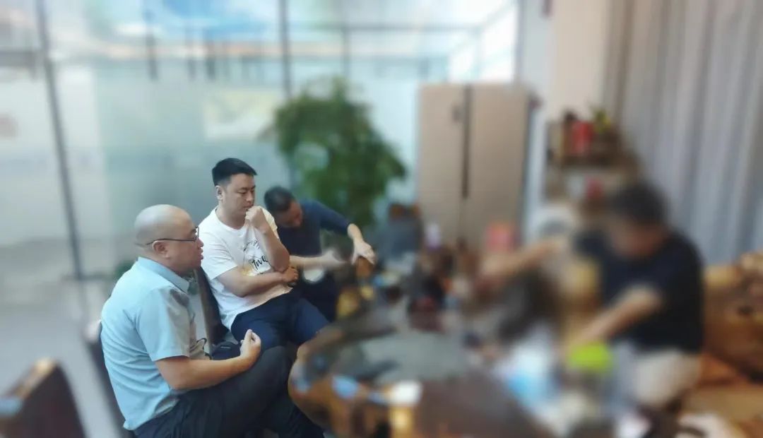 項目落地周期短、見效快！重慶某地方政府實地考察高品質鋼化膜生產擴建投資選址項目
