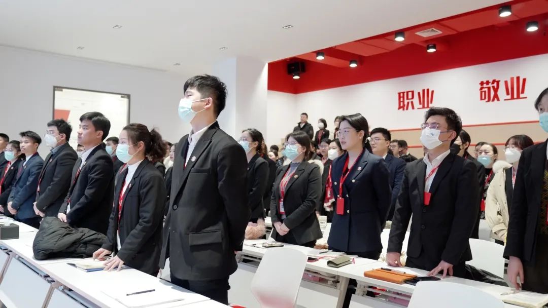 東方龍商務(wù)新年第一場招商培訓(xùn)！收心歸位謀開局，凝心聚力再出發(fā)！