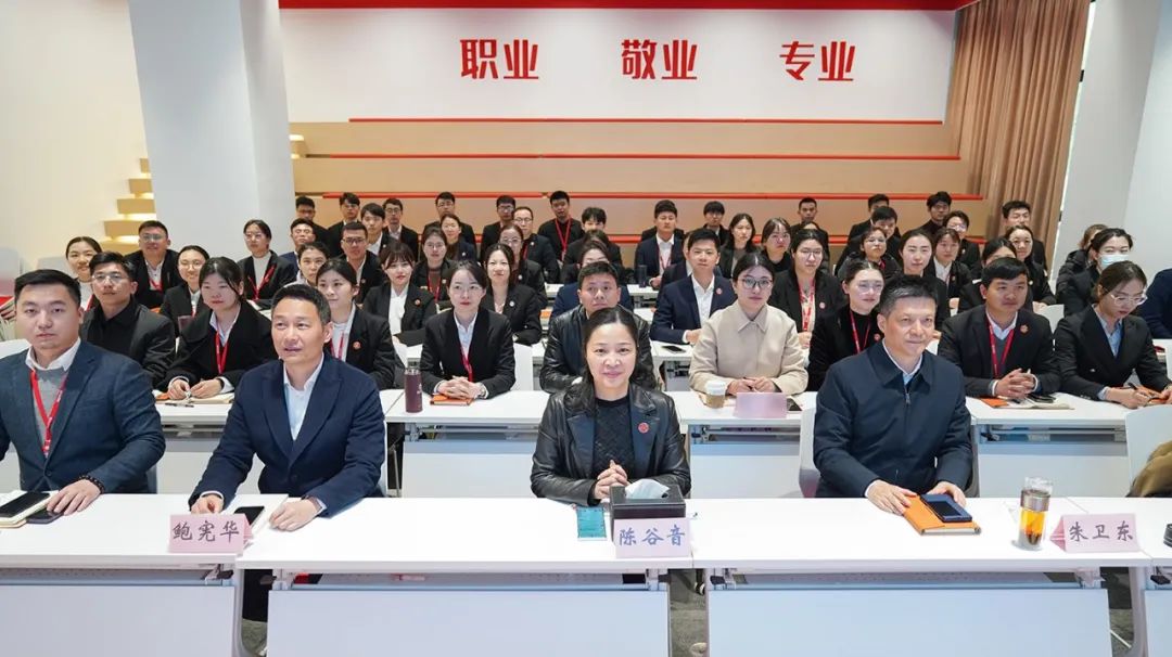 再推動一批項目落地，再塑造一批典型案例，發出集團招商最強音！3月下旬，集團成功通過34個優質投資選址項目