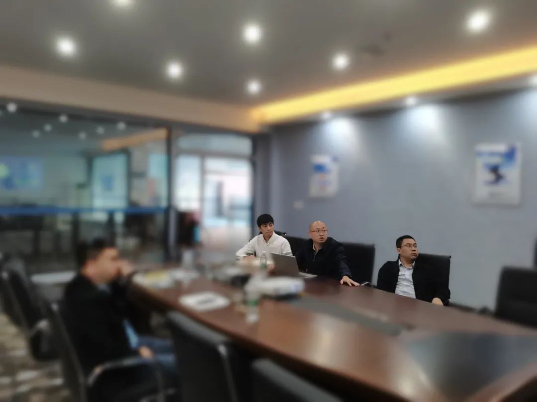 高新技術企業，與國內多所院校建立合作！重慶某地方政府實地對接高品質新能源鋰電投資選址項目