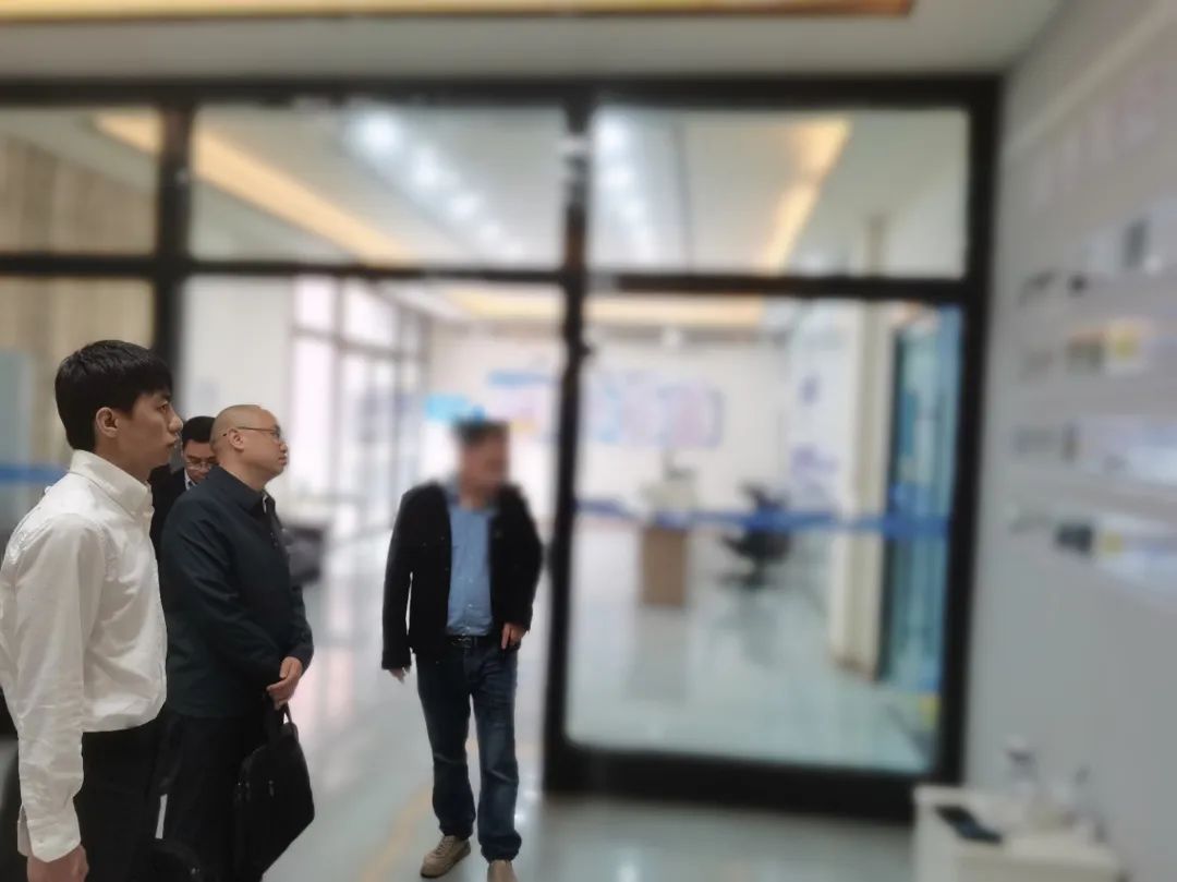 高新技術企業，與國內多所院校建立合作！重慶某地方政府實地對接高品質新能源鋰電投資選址項目