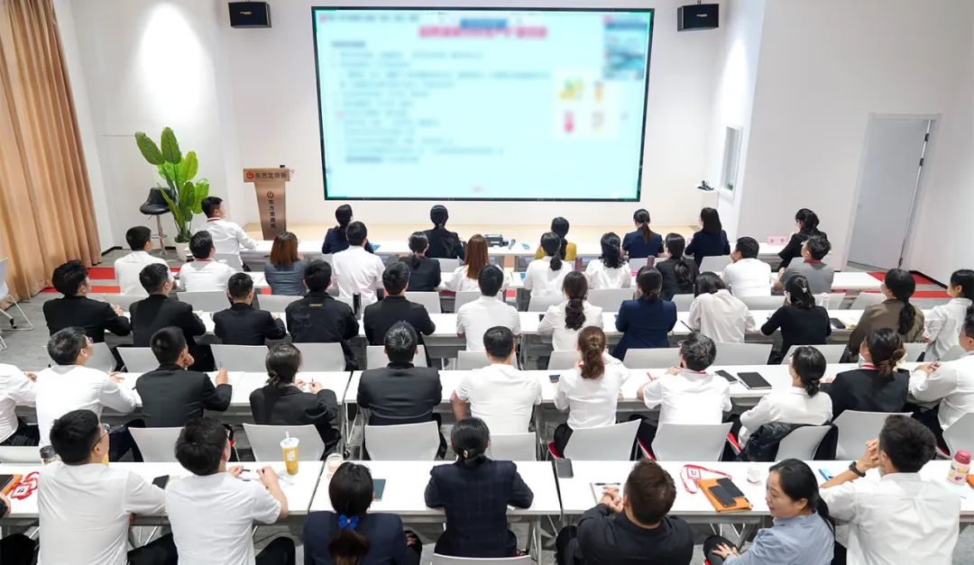 集團(tuán)項(xiàng)目開發(fā)工作全面提速提質(zhì)提效！6月中旬，集團(tuán)共38個(gè)優(yōu)質(zhì)投資選址項(xiàng)目通過評(píng)估