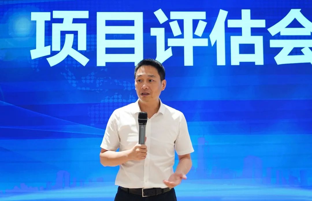 放大項(xiàng)目開發(fā)量，提振發(fā)展精氣神！9月上旬，集團(tuán)共34個(gè)優(yōu)質(zhì)投資選址項(xiàng)目通過評(píng)估