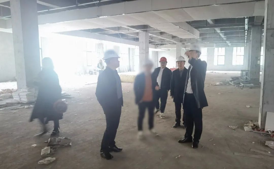 華為、蘋果等知名企業(yè)優(yōu)質(zhì)合作商！專精特新觸控顯示屏擴(kuò)建投資選址項(xiàng)目方反向考察四川某地方政府