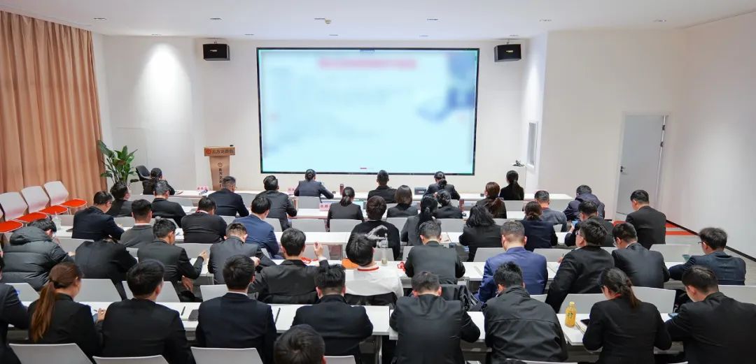 攻招商、拼項目、優服務，捍衛行業龍頭地位！3月中旬，集團共43個優質投資選址項目通過評估