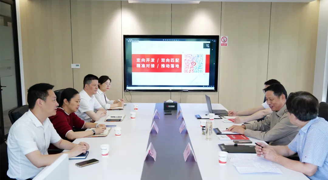 【跨界合作】東方龍商務與國際院士大會組委會簽訂戰(zhàn)略合作協(xié)議，開拓創(chuàng)新引領新模式，探索專業(yè)招商新路徑！