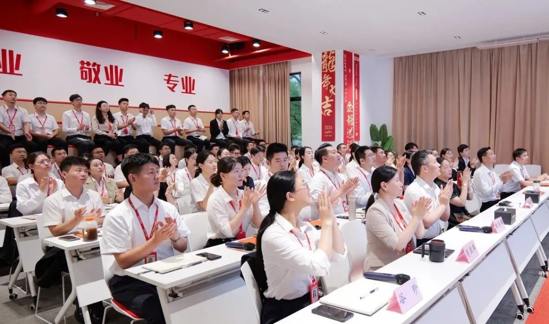 抓好項目開發先手棋，夯實項目落地硬支撐！9月上旬，集團共33個優質投資選址項目通過評估