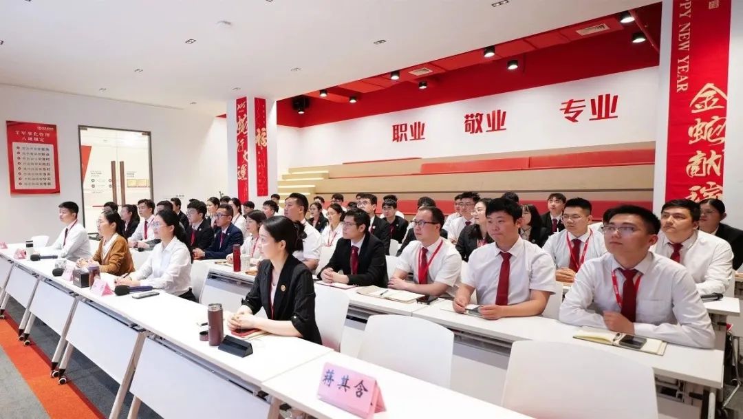 評估是起點(diǎn)，落地是終點(diǎn)！4月上旬，集團(tuán)共32個(gè)優(yōu)質(zhì)投資選址項(xiàng)目通過評估
