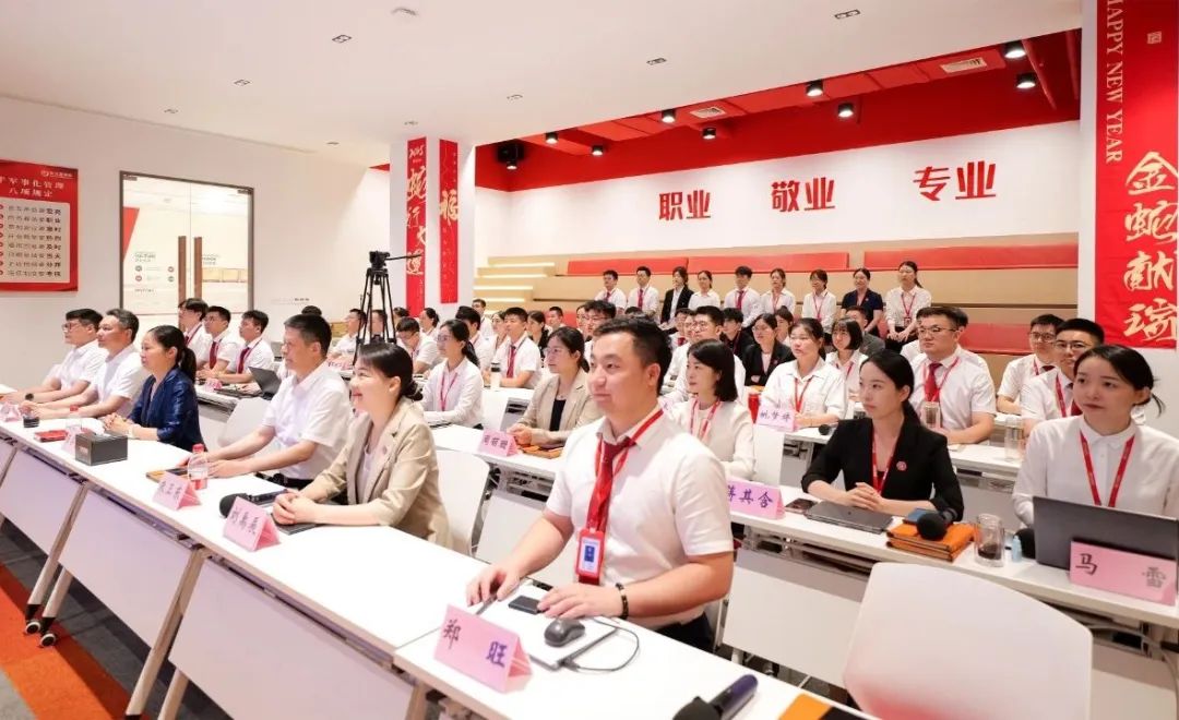 現(xiàn)場(chǎng)直播，過硬項(xiàng)目開發(fā)實(shí)力獲政府點(diǎn)贊！7月中旬，集團(tuán)共34個(gè)優(yōu)質(zhì)投資選址項(xiàng)目通過評(píng)估